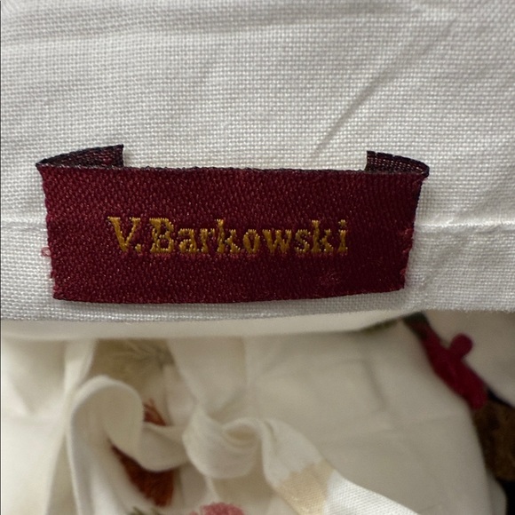 Euro Shams- Valerie Barkowski - Picture 4 of 4